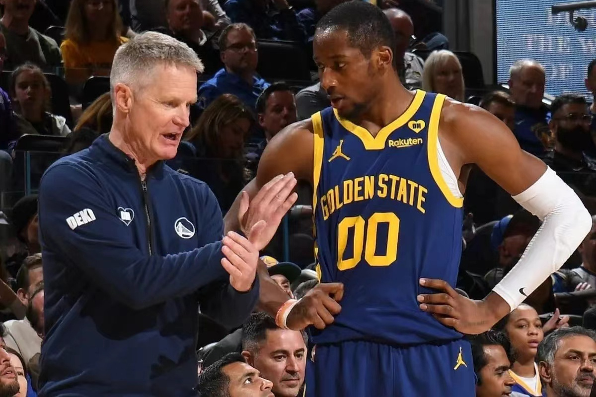 爱游戏-包含赛后NBA季后赛焦点战，夏洛特黄蜂调整名单，更衣室稳定，轮换策略成焦点的词条