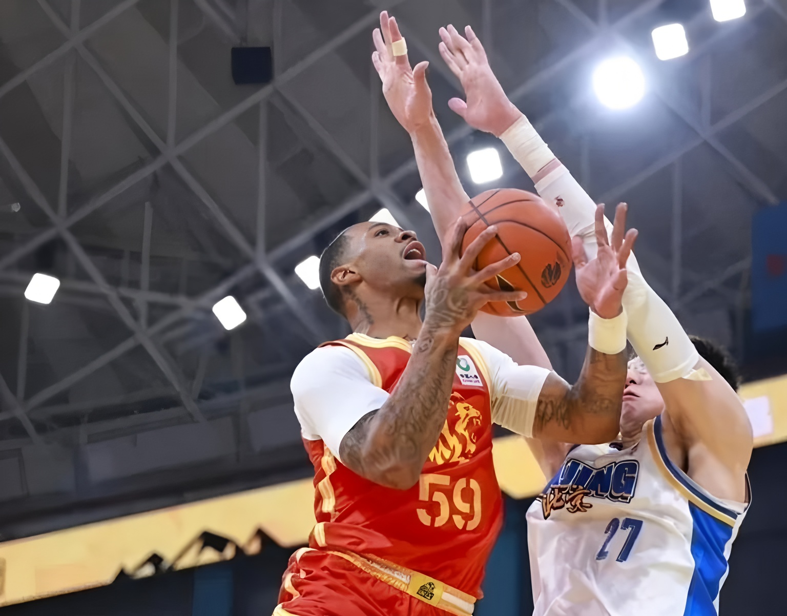 风云突变！密尔沃基雄鹿转会期状态回暖，CBA季后赛版图或变，赛场秩序良好，赛程密集仍需轮换的简单介绍